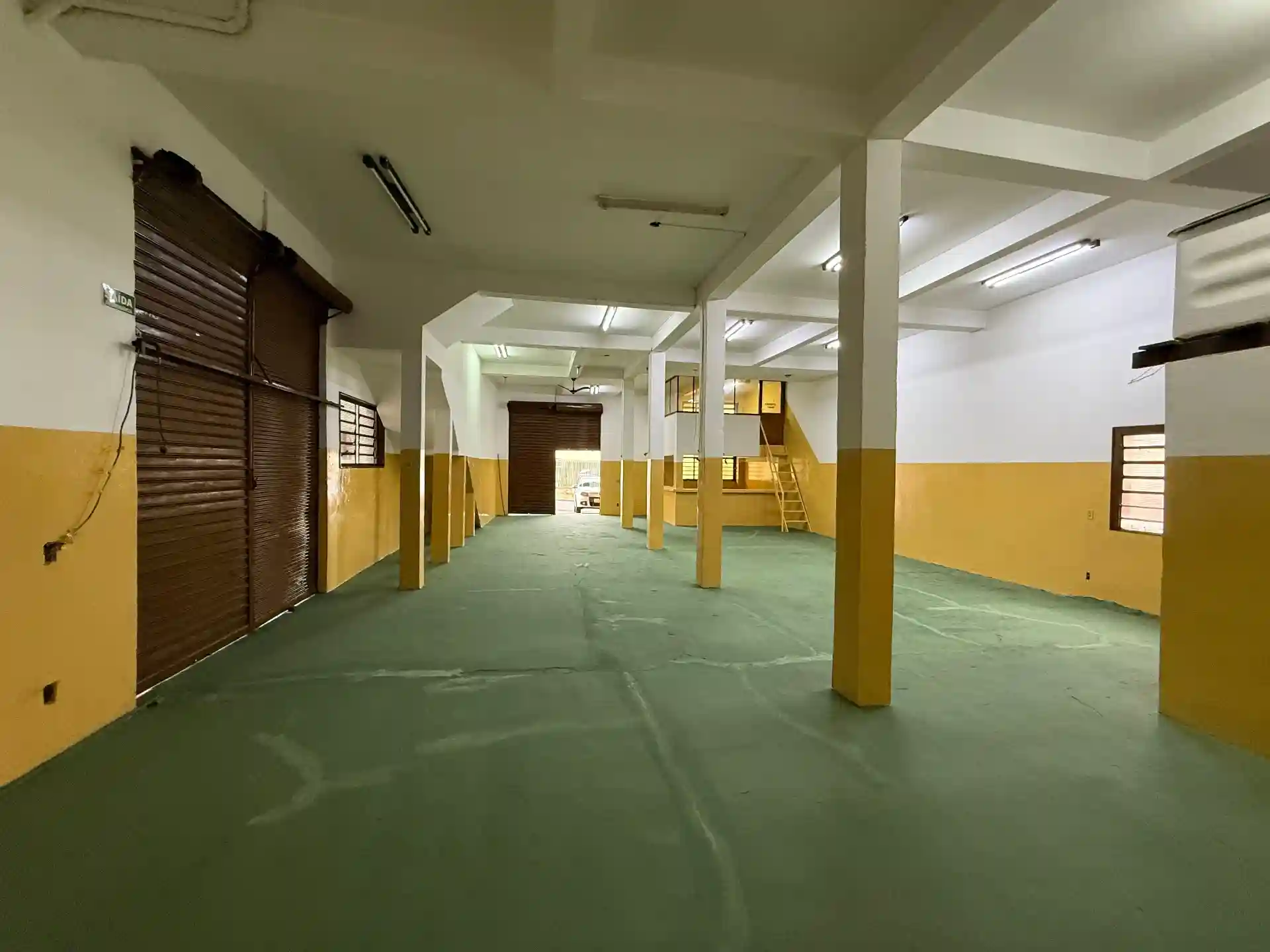 Imóvel Comercial  para aluguel, 200m² — foto 7 de 8