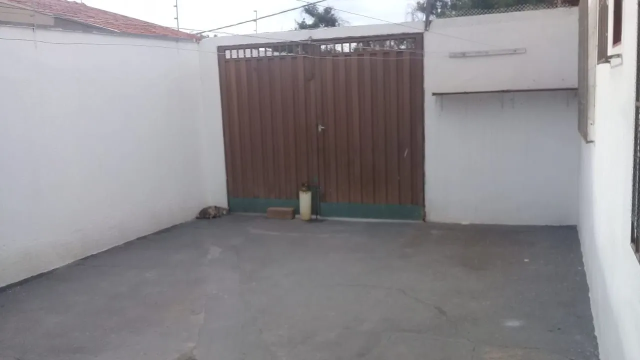 Casa à venda — foto 2 de 6
