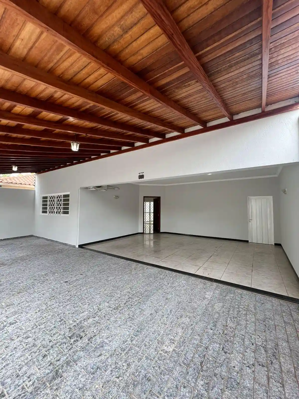 Casa com 4 quartos à venda, 290m² — foto 8 de 30