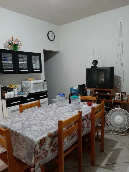 Casa à venda — foto 1 de 6