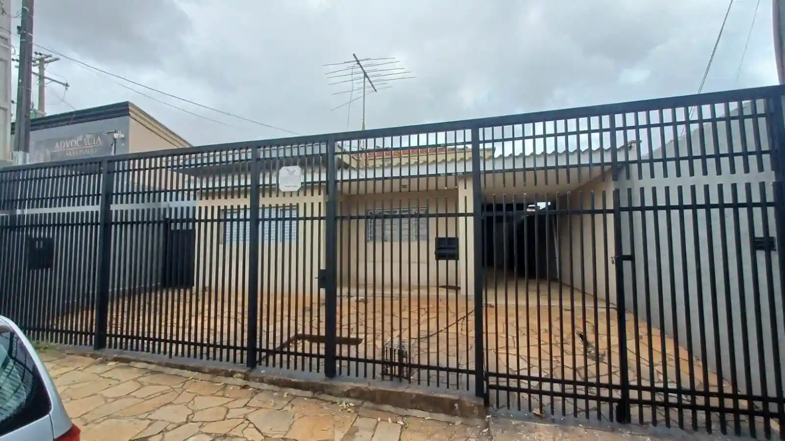 Casa com 3 quartos à venda, 150m² — foto 2 de 13
