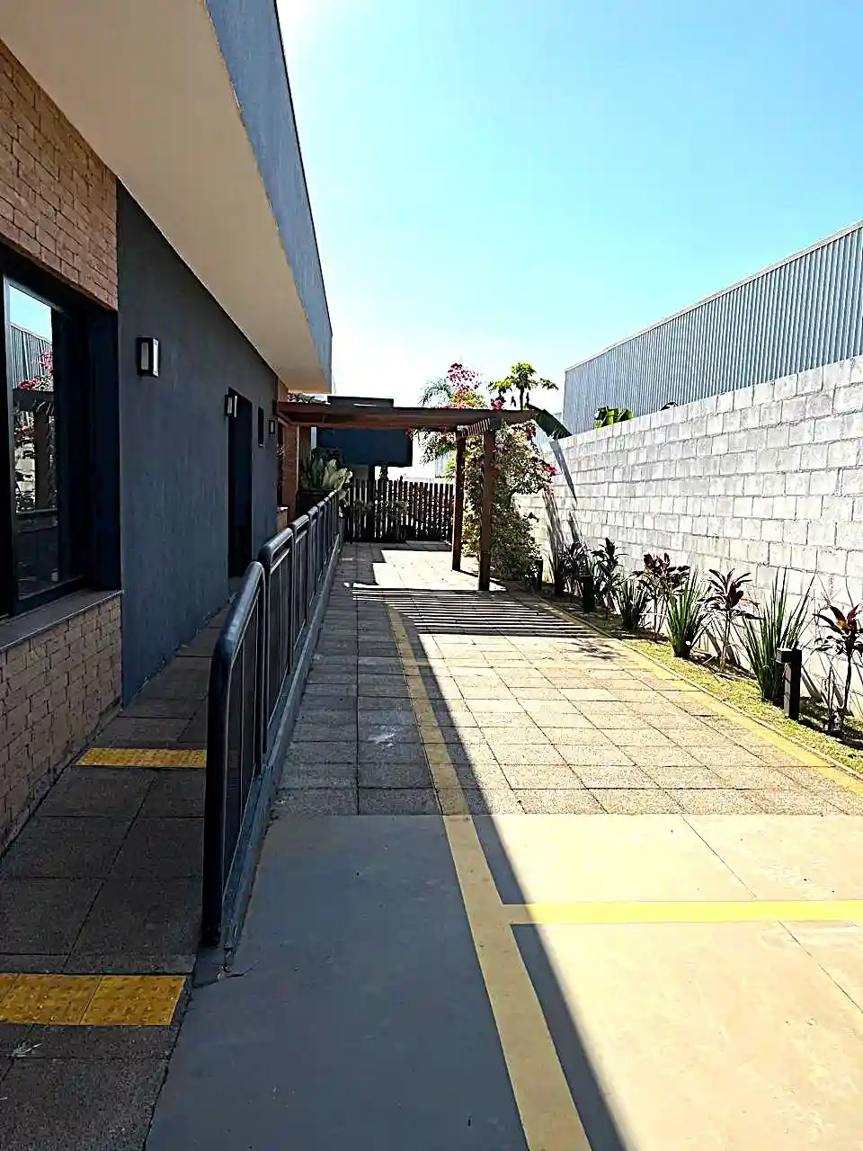 Loja / Salão / Ponto Comercial  para aluguel, 1500m² — foto 14 de 43