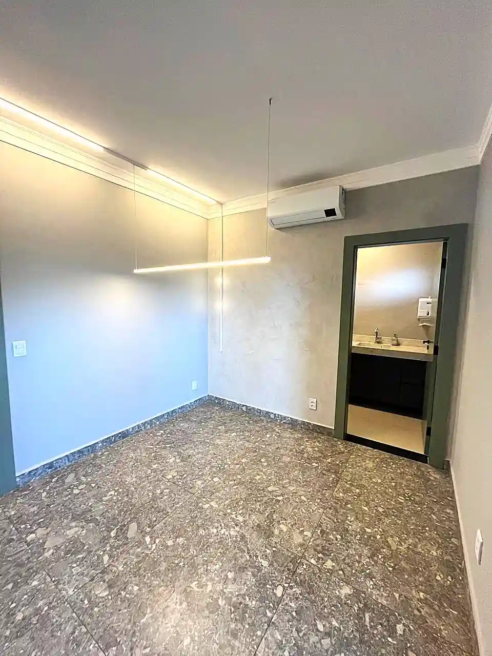Loja / Salão / Ponto Comercial  para aluguel, 1500m² — foto 24 de 43