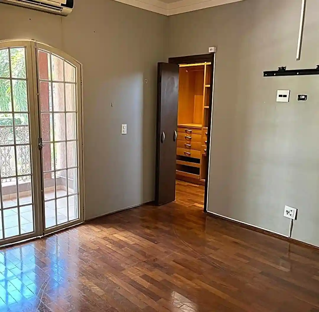 Casa com 3 quartos à venda, 160m² — foto 5 de 10
