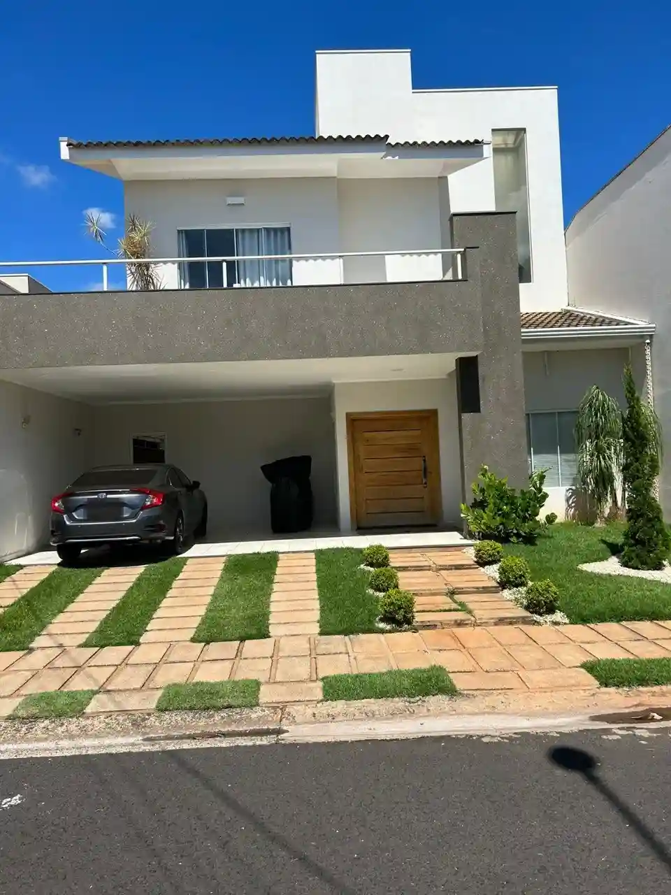 Casa com 3 quartos à venda, 257m² — foto 1 de 22