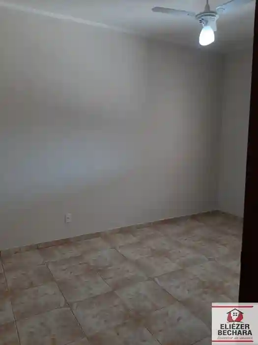 Casa com 3 quartos à venda, 225m² — foto 19 de 27