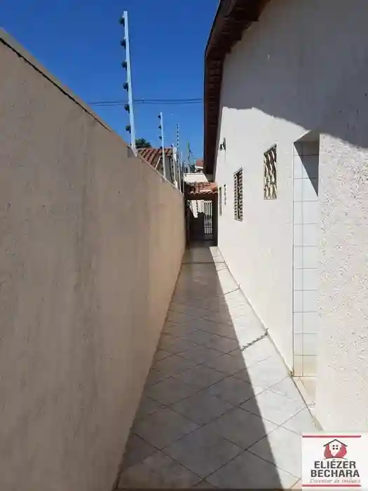 Casa com 3 quartos à venda, 225m² — foto 8 de 27