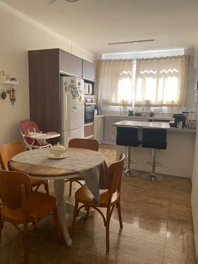 Apartamento com 3 quartos à venda, 180m² — foto 6 de 23