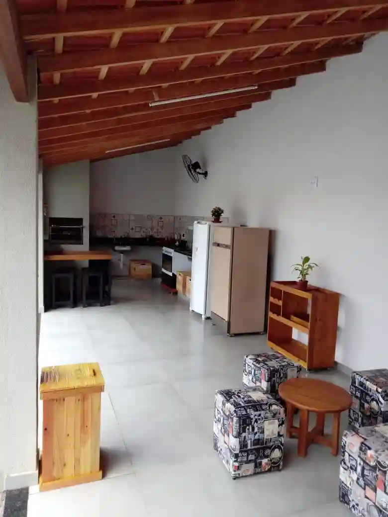 Casa com 1 quarto à venda, 70m² — foto 4 de 9