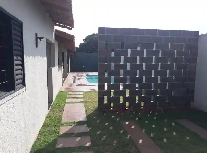 Casa com 1 quarto à venda, 70m² — foto 1 de 9