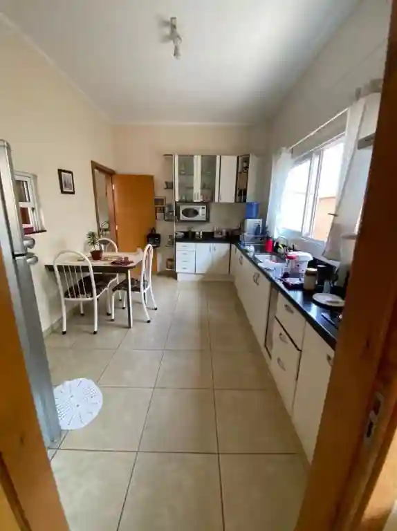 Casa de Condomínio com 3 quartos à venda, 400m² — foto 18 de 24