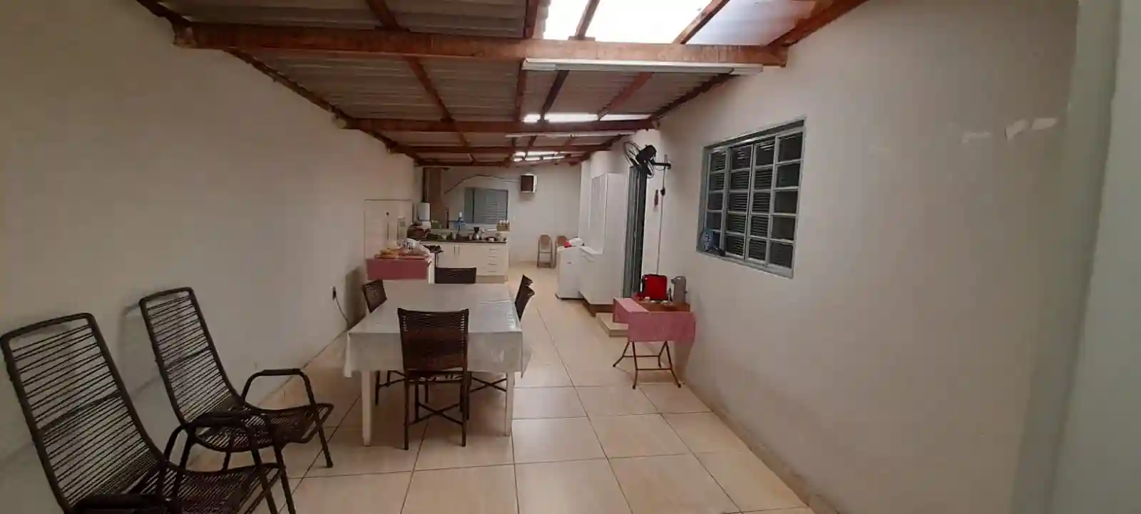 Casa com 3 quartos à venda, 244m² — foto 5 de 7