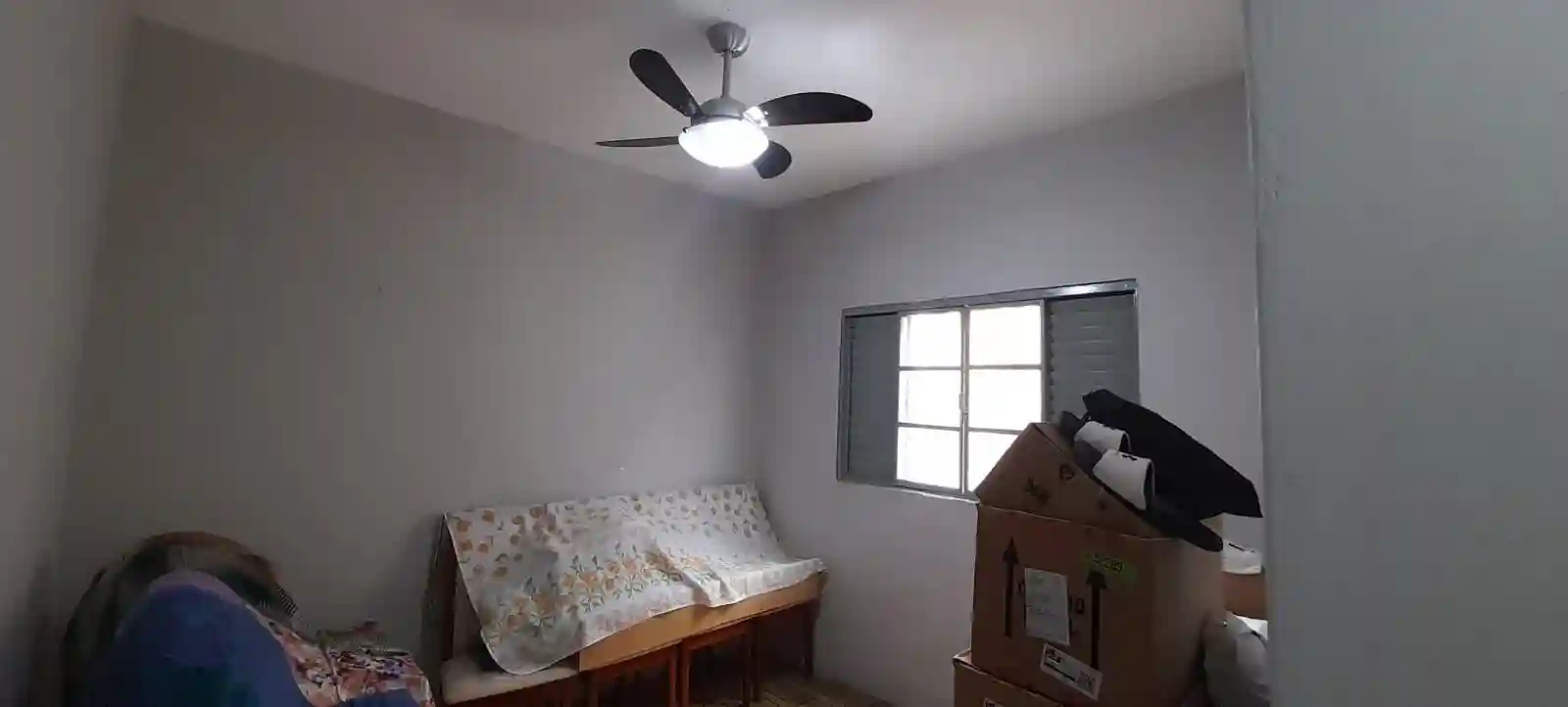Casa com 3 quartos à venda, 244m² — foto 2 de 7
