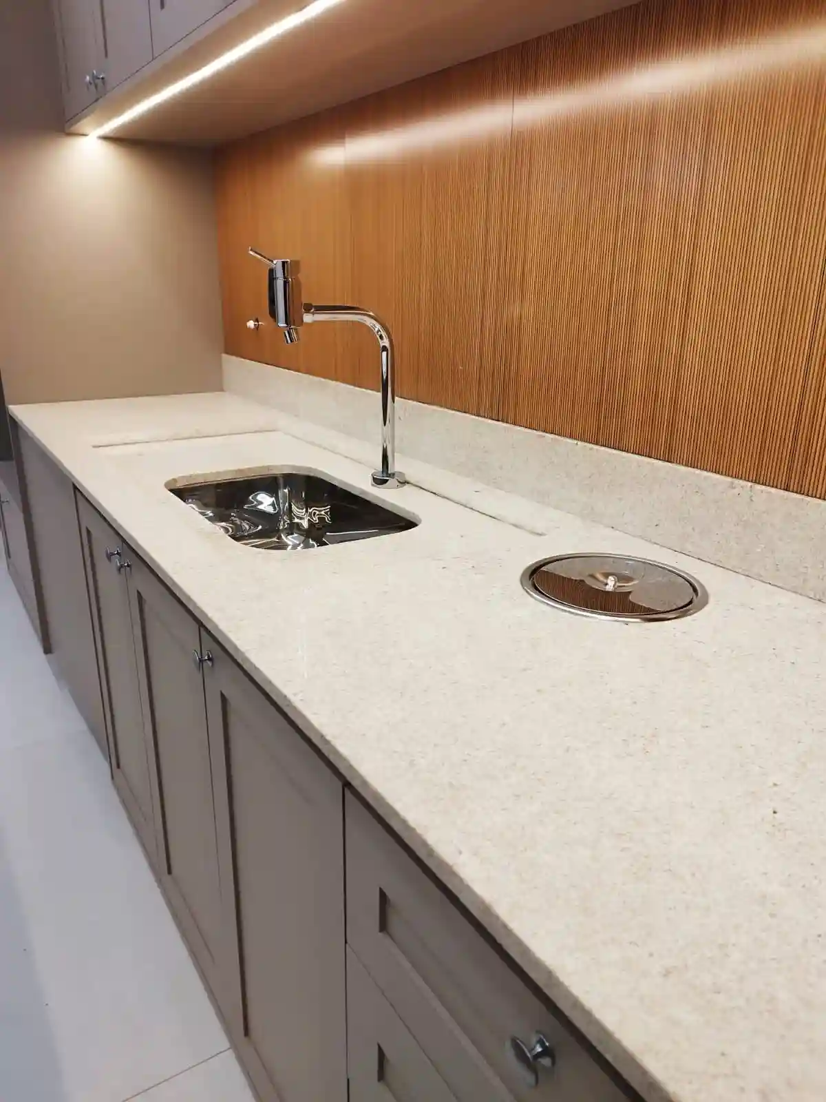 Casa de Condomínio com 3 quartos à venda, 360m² — foto 10 de 26