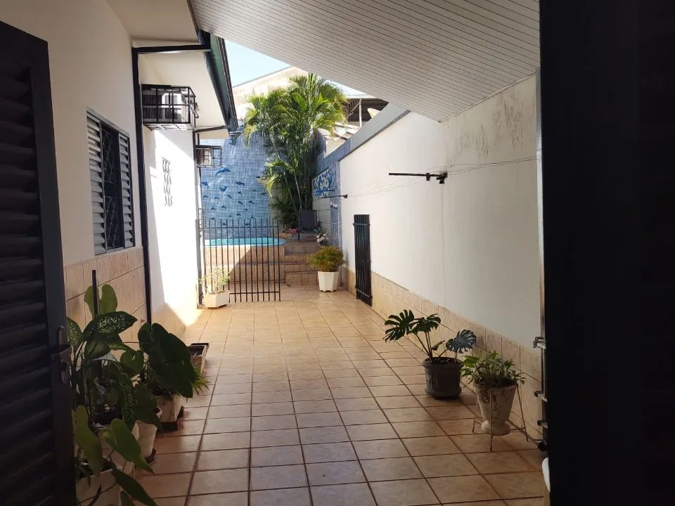Casa à venda — foto 9 de 12