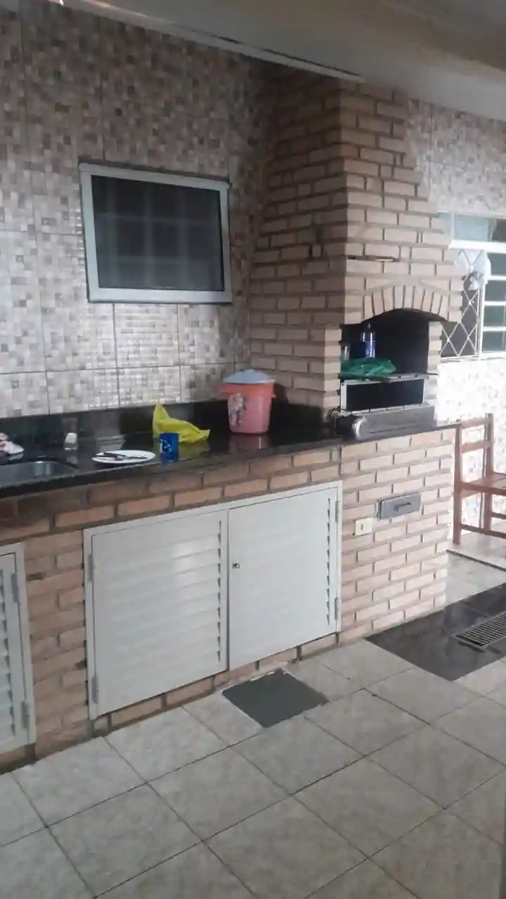 Casa com 2 quartos à venda, 200m² — foto 10 de 19