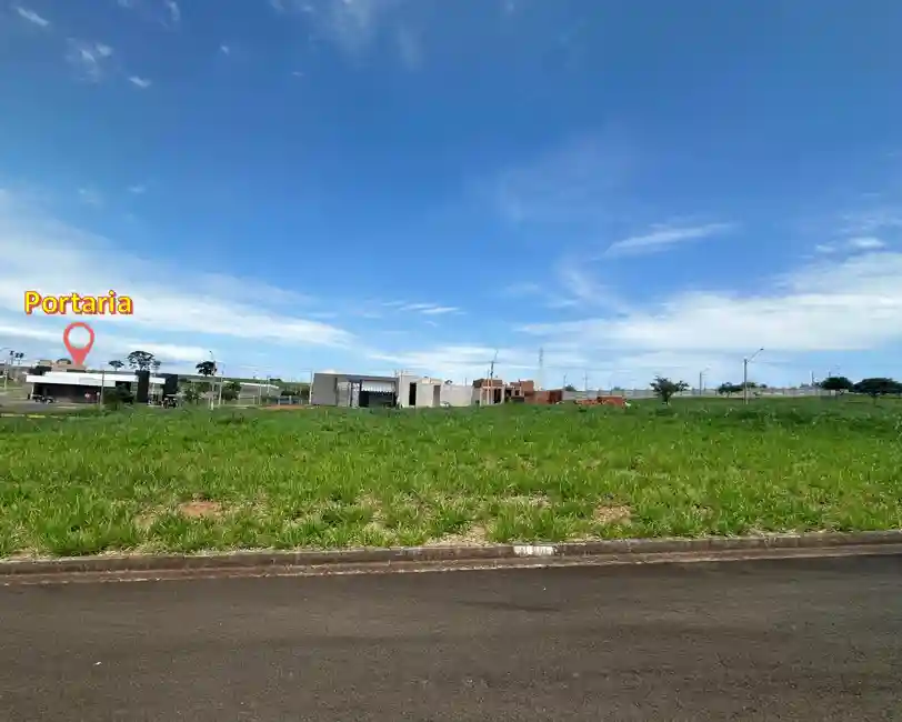 Terreno / Lote / Condomínio  à venda, 262m² — foto 2 de 7