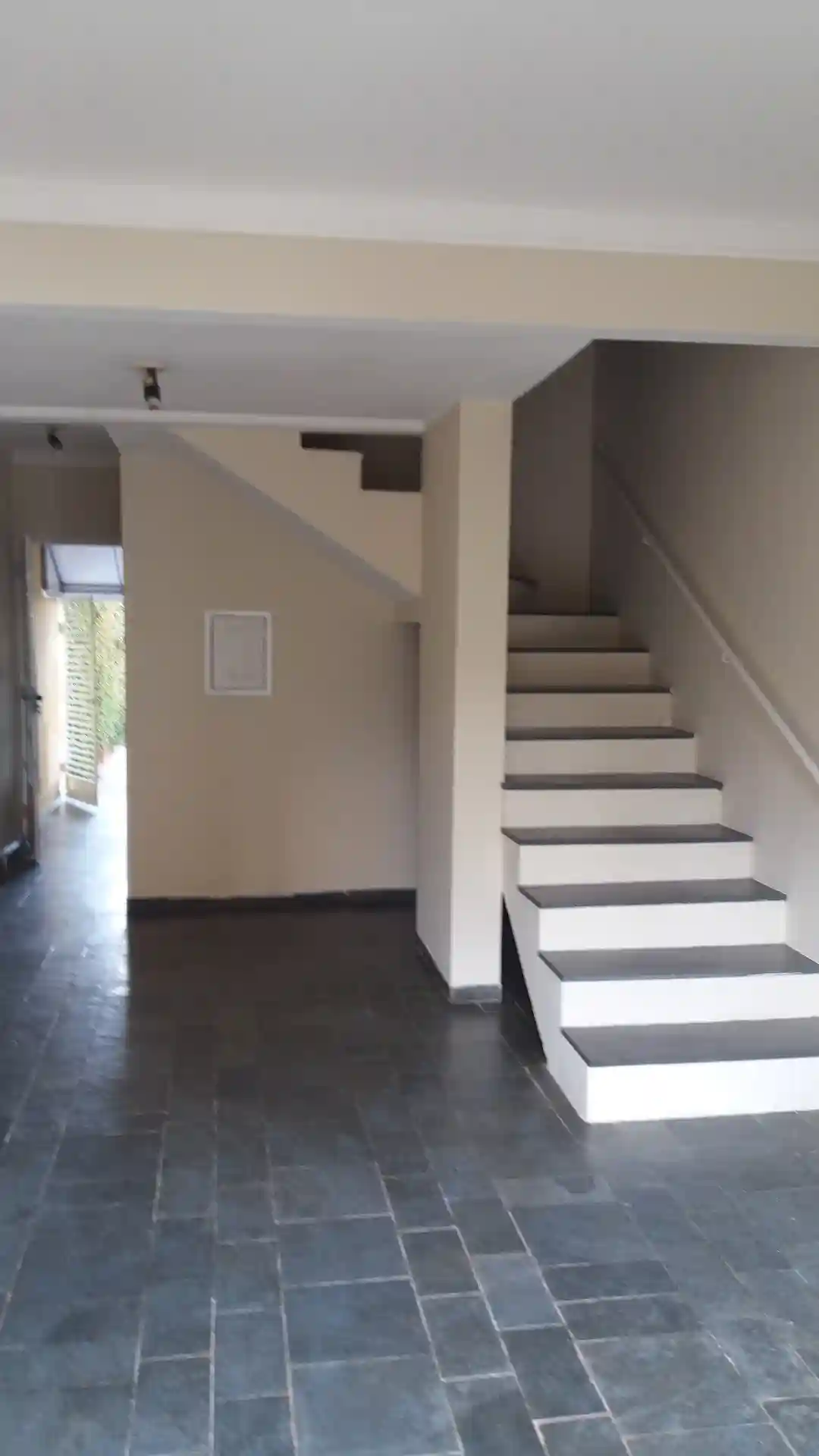 Casa de Condomínio com 2 quartos à venda, 70m² — foto 8 de 13