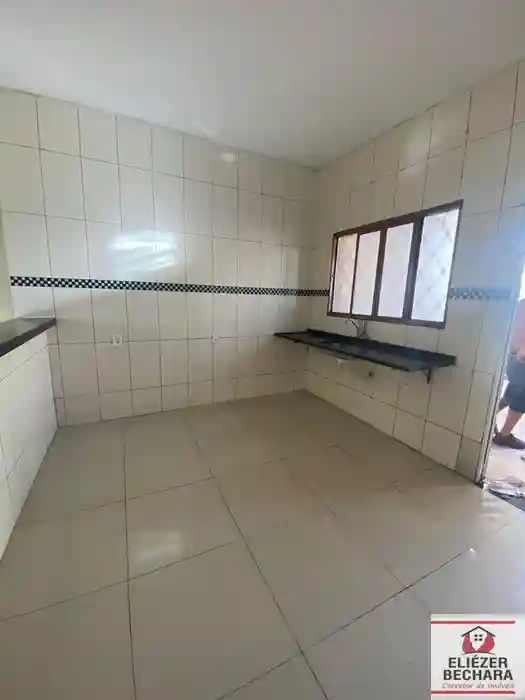 Casa com 2 quartos à venda, 90m² — foto 3 de 13