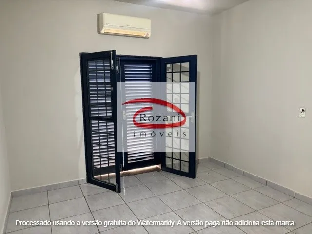 Casa com 3 quartos para aluguel, 120m² — foto 12 de 13