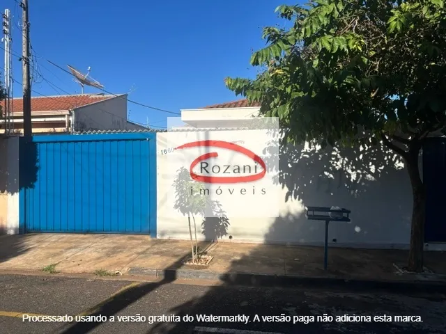 Casa com 3 quartos para aluguel, 120m² — foto 1 de 13