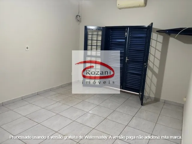 Casa com 3 quartos para aluguel, 120m² — foto 9 de 13