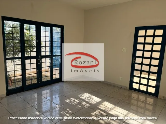 Casa com 3 quartos para aluguel, 120m² — foto 3 de 13