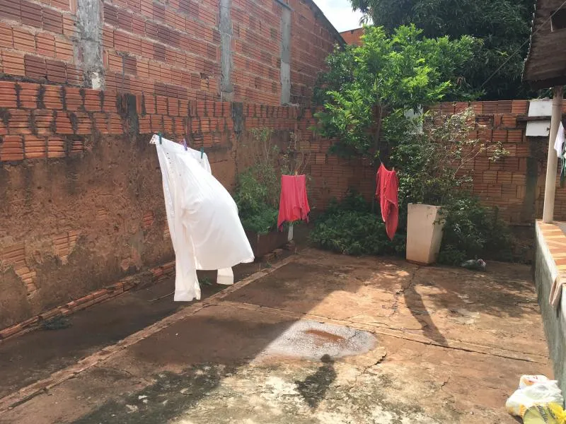 Casa à venda — foto 4 de 6