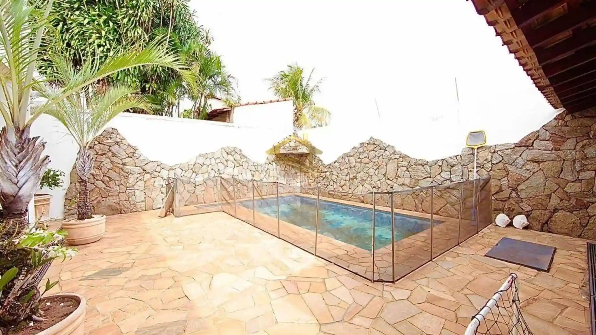 Casa com 4 quartos à venda, 450m² — foto 29 de 36