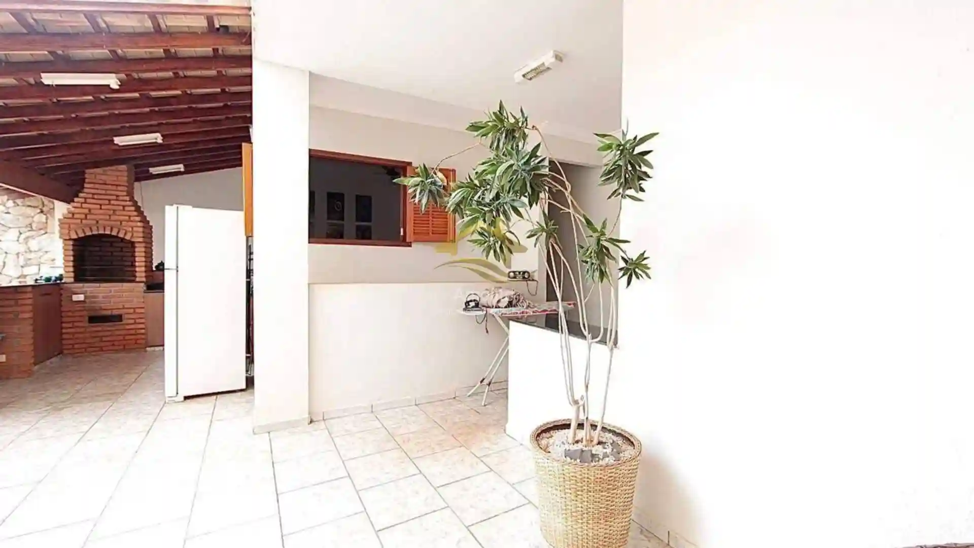 Casa com 4 quartos à venda, 450m² — foto 32 de 36