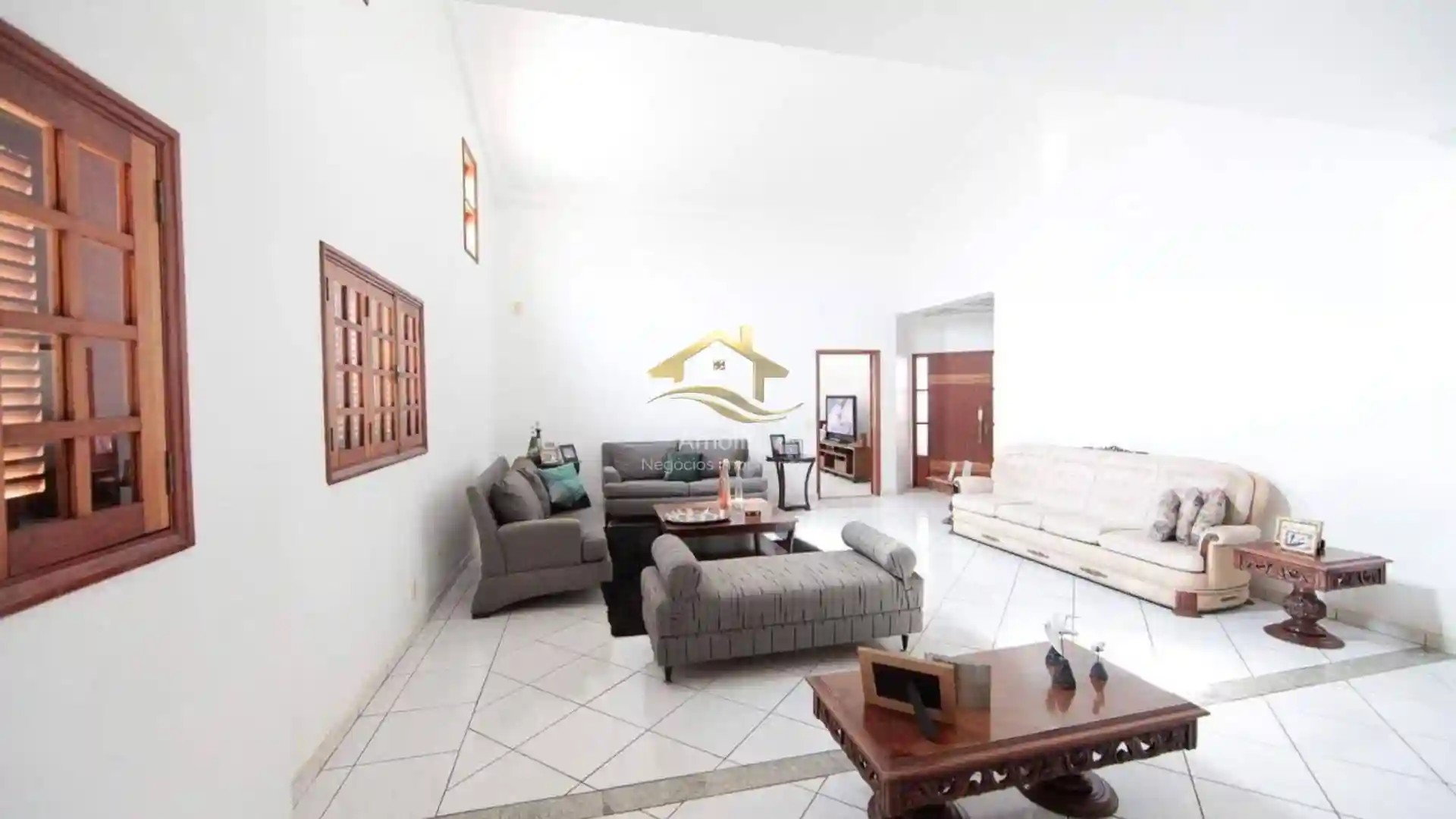 Casa com 4 quartos à venda, 450m² — foto 20 de 36