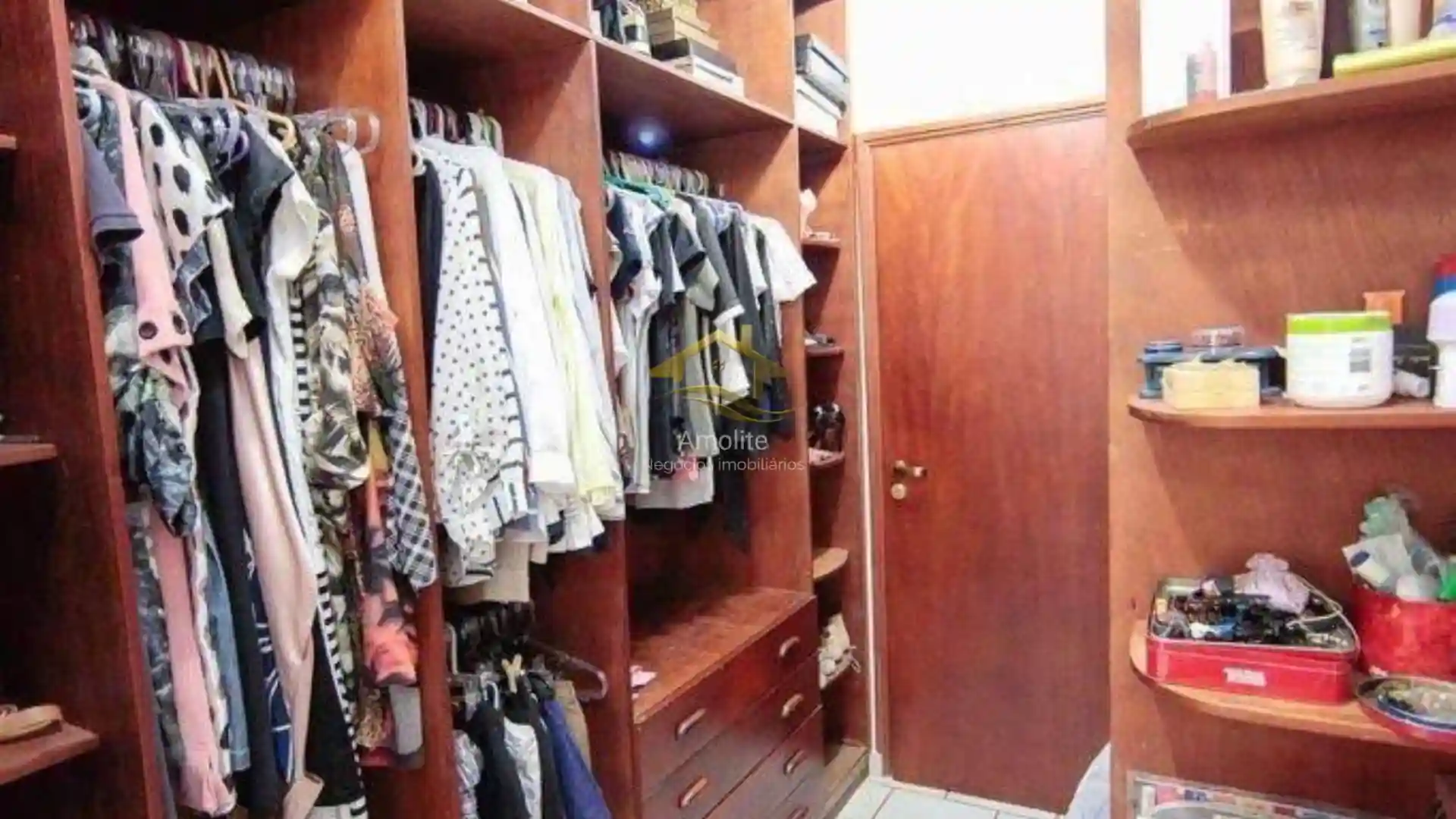 Casa com 4 quartos à venda, 450m² — foto 8 de 36