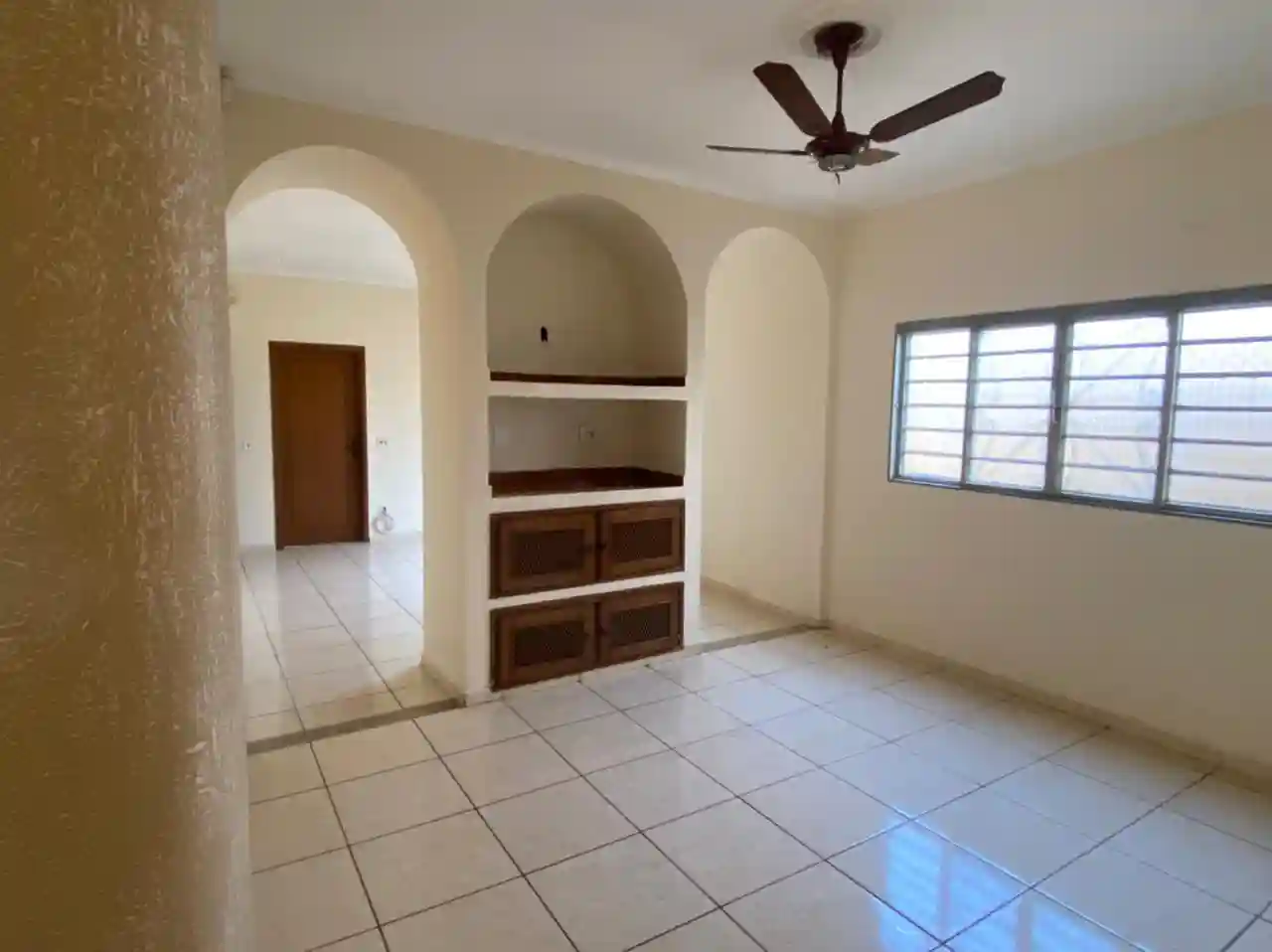 Casa com 4 quartos à venda, 420m² — foto 4 de 22