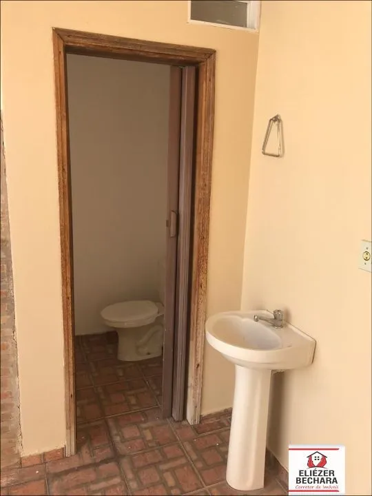Casa à venda — foto 1 de 9