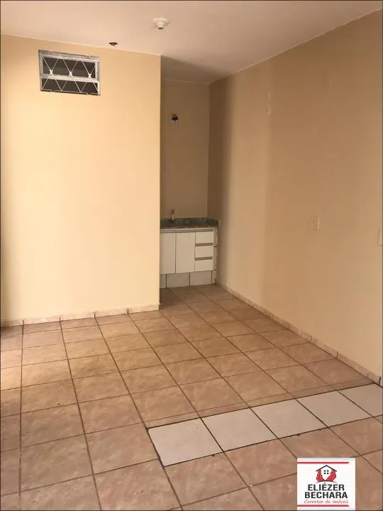 Casa à venda — foto 6 de 9