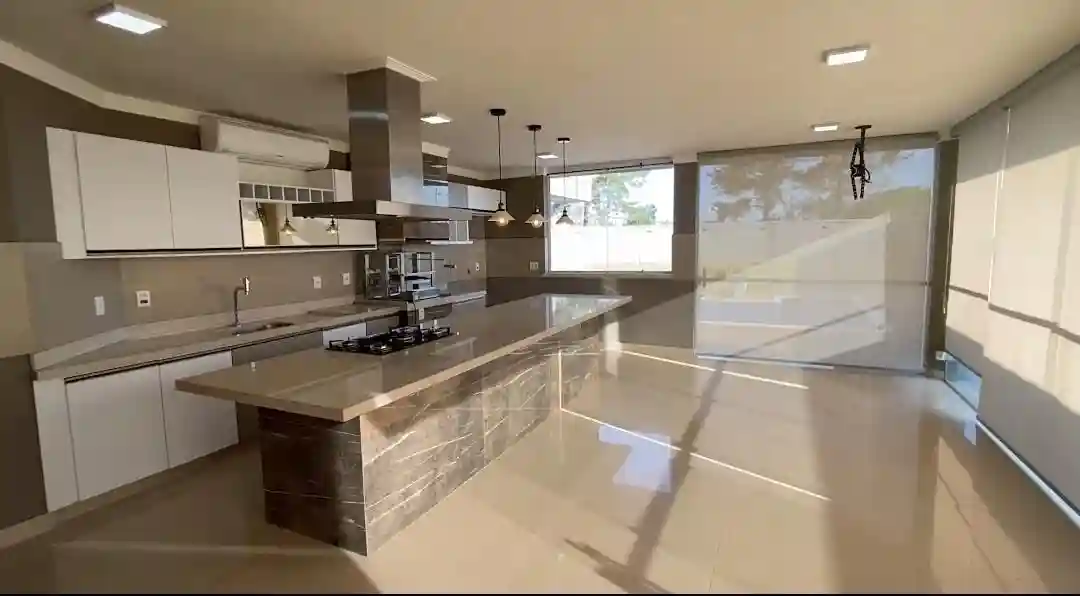Casa de Condomínio com 4 quartos à venda, 730m² — foto 2 de 11