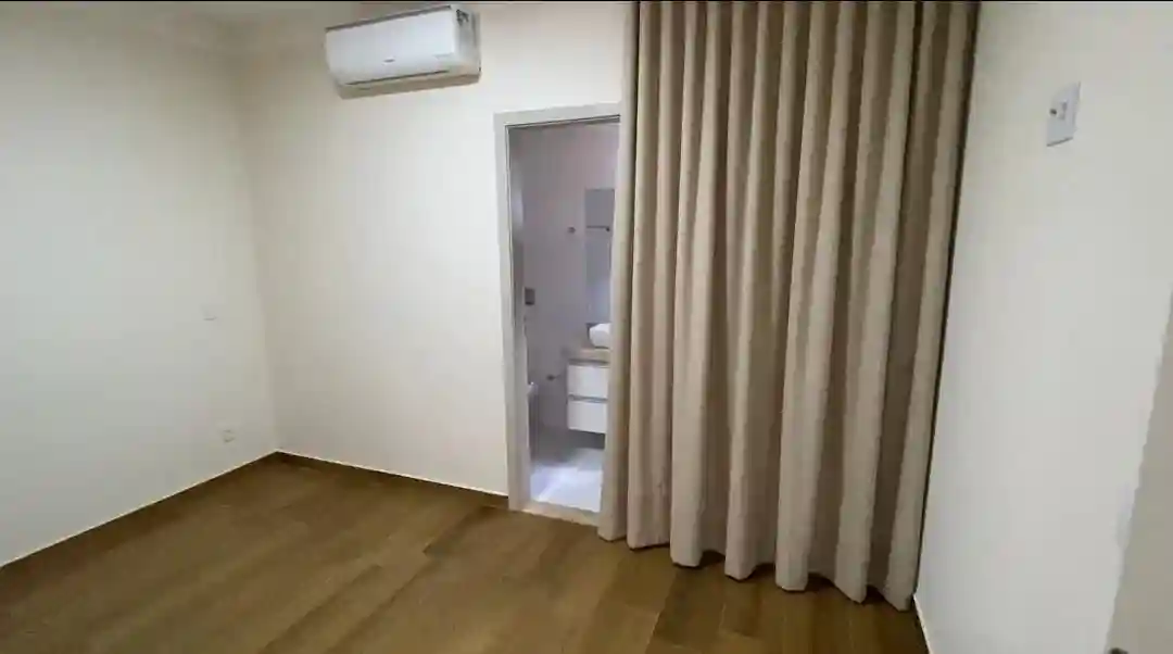 Casa de Condomínio com 4 quartos à venda, 730m² — foto 4 de 11