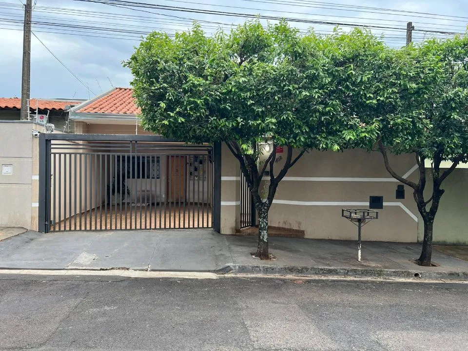 Casa à venda — foto 8 de 9