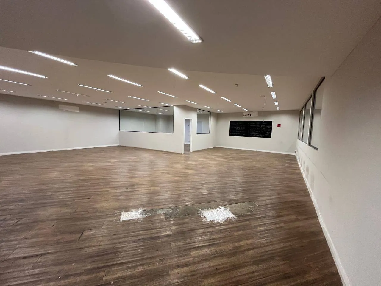 Imóvel Comercial para aluguel, 1800m² — foto 10 de 27