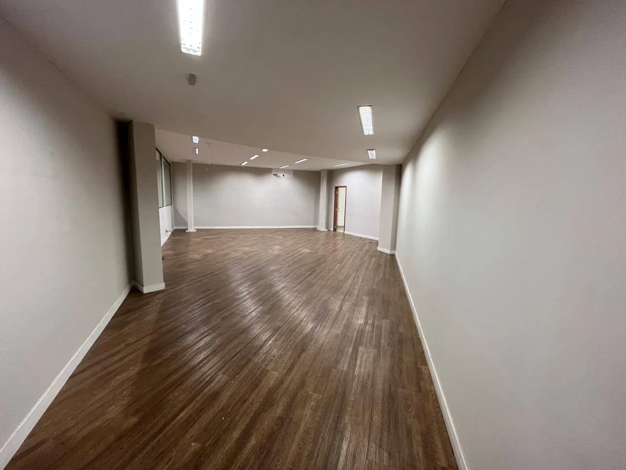 Imóvel Comercial para aluguel, 1800m² — foto 14 de 27