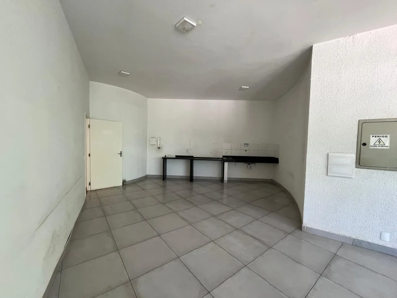 Imóvel Comercial para aluguel, 1800m² — foto 21 de 27
