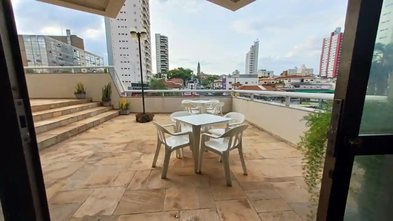 Apartamento com 3 quartos à venda, 214m² — foto 3 de 32