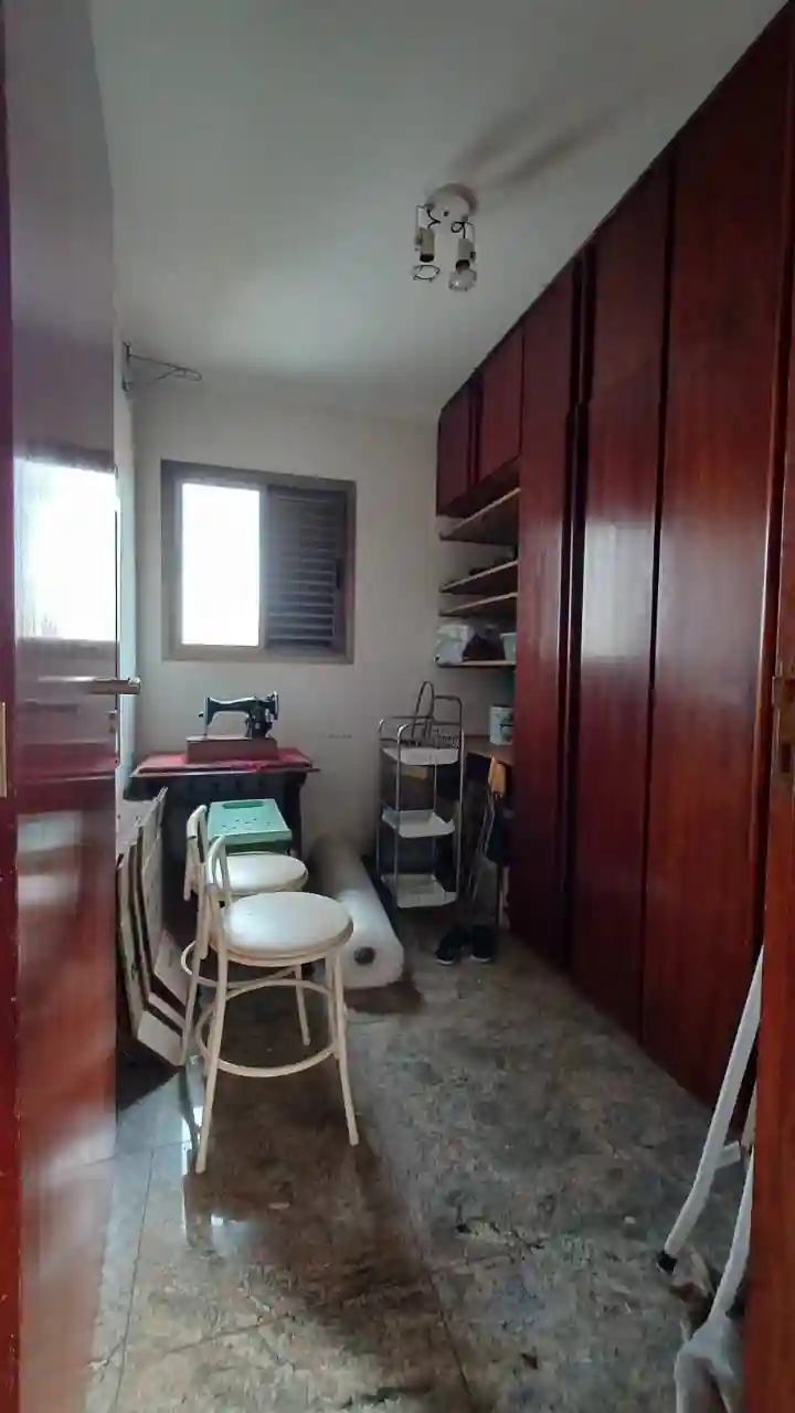 Apartamento com 3 quartos à venda, 214m² — foto 29 de 32