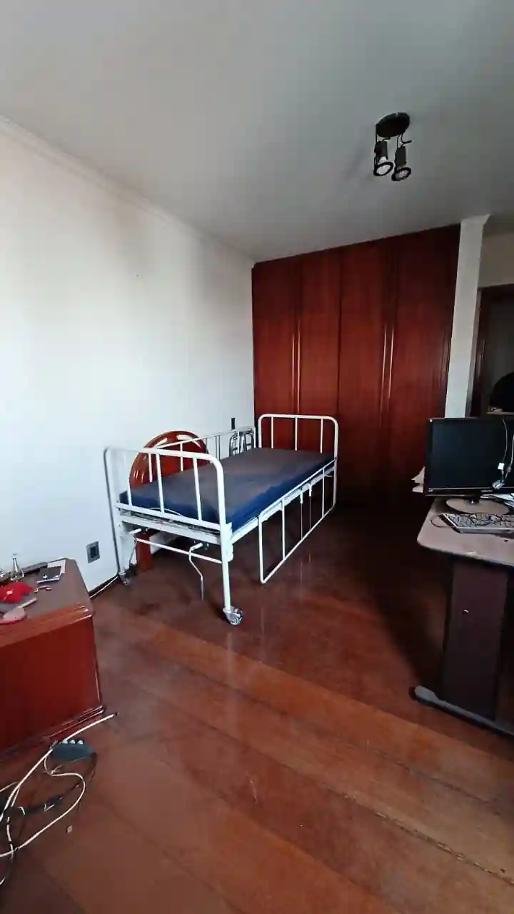 Apartamento com 3 quartos à venda, 214m² — foto 19 de 32