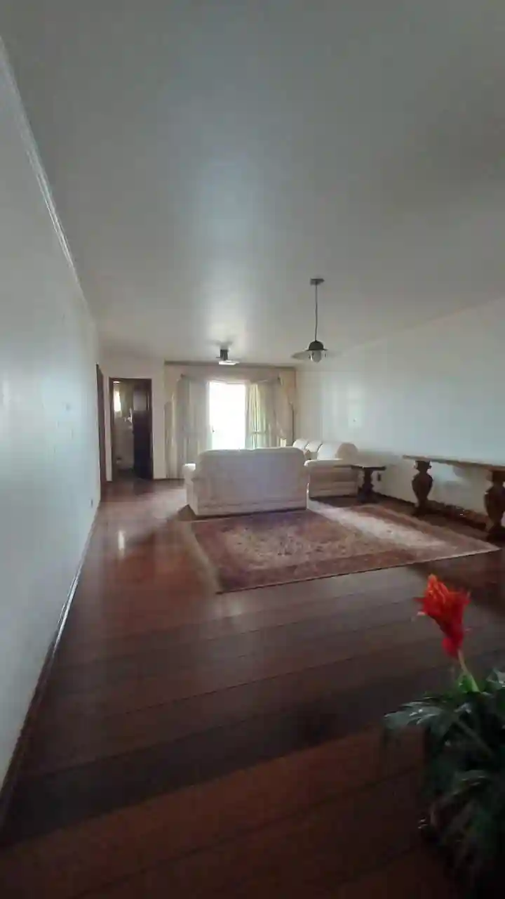 Apartamento com 3 quartos à venda, 214m² — foto 14 de 32