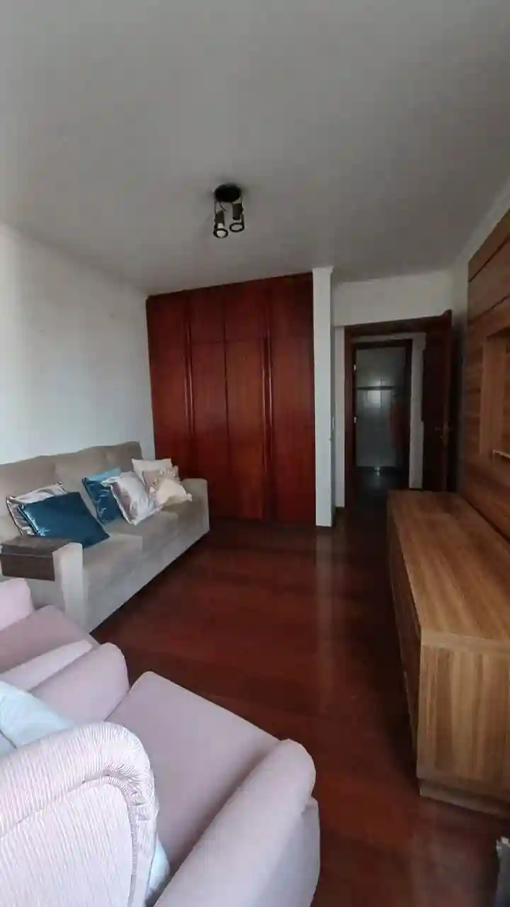 Apartamento com 3 quartos à venda, 214m² — foto 12 de 32