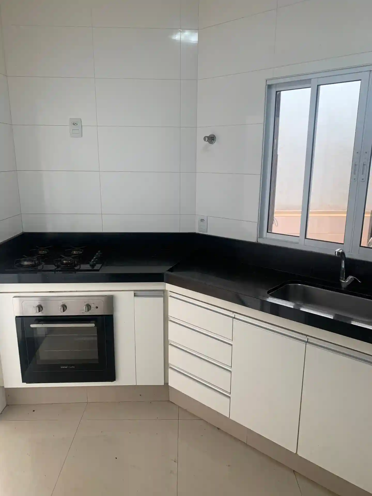Casa de Condomínio com 3 quartos à venda, 164m² — foto 10 de 38