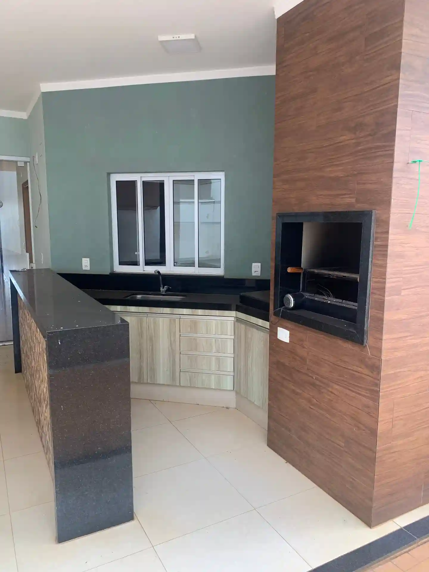 Casa de Condomínio com 3 quartos à venda, 164m² — foto 13 de 38