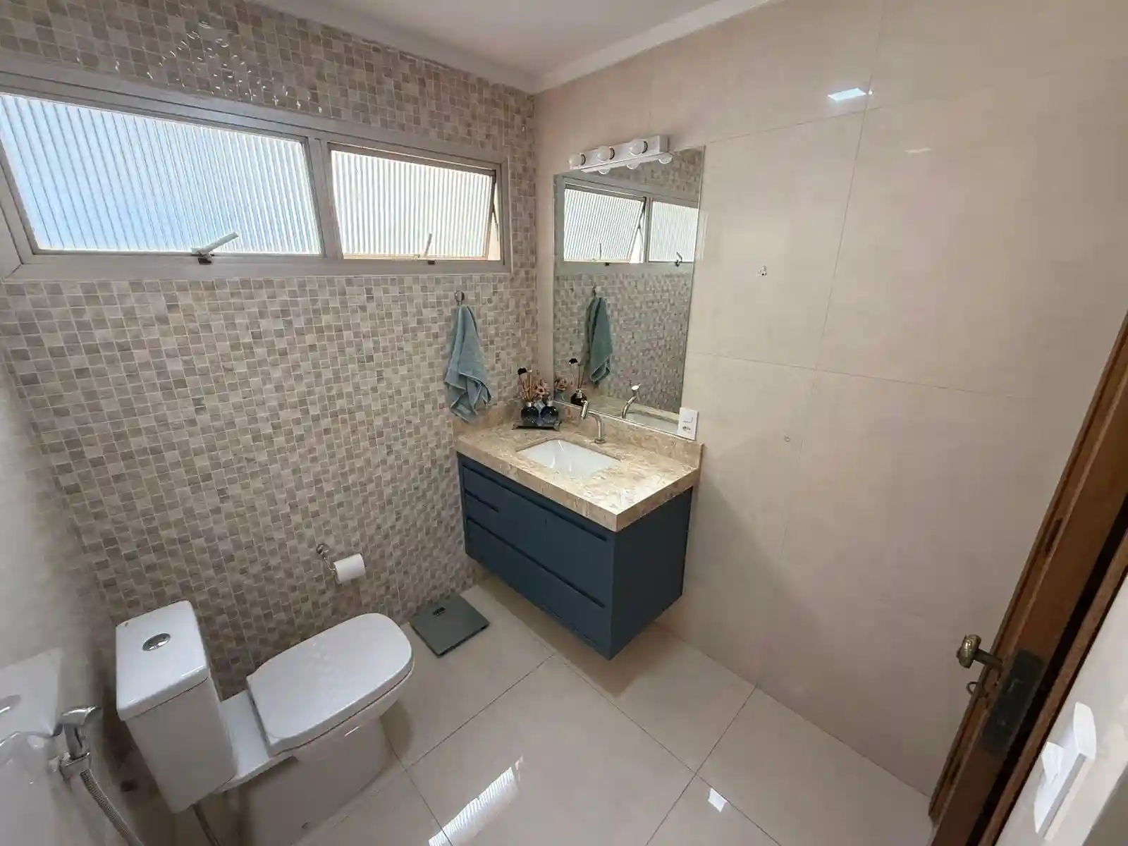 Apartamento com 3 quartos à venda, 135m² — foto 13 de 17