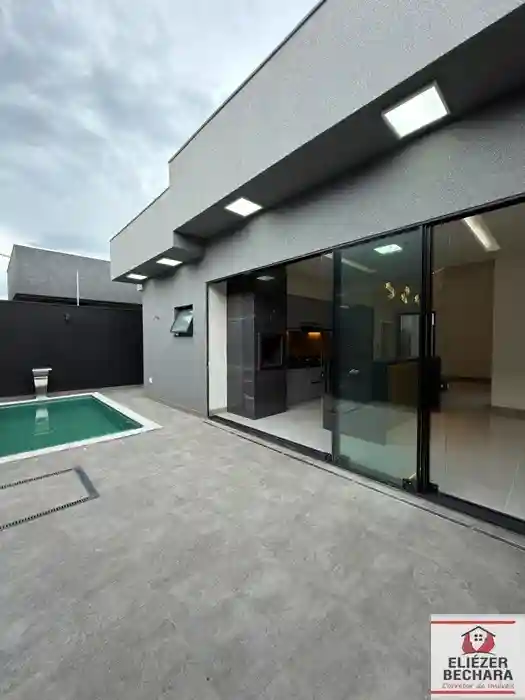 Casa com 3 quartos à venda, 130m² — foto 1 de 17